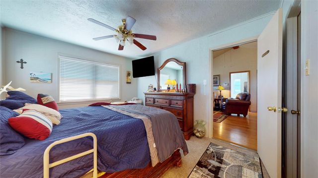 3199 Castle Drive, Crystal Beach, TX 77650