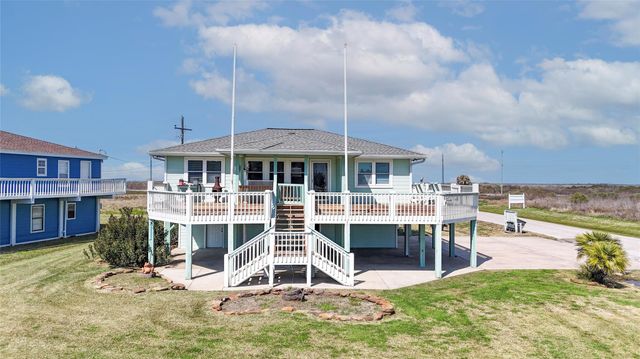 3199 Castle Drive, Crystal Beach, TX 77650