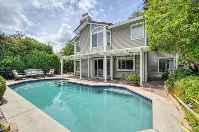 15059 Reynosa Dr, Rancho Murieta, CA 95683