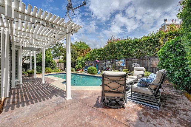 15059 Reynosa Dr, Rancho Murieta, CA 95683