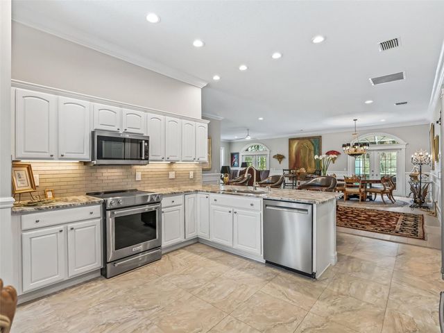 714 CIMARRON AVENUE, The Villages, FL 32159