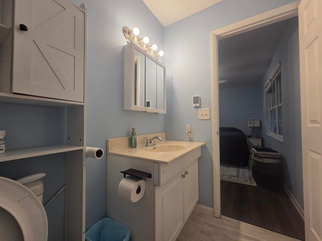 160 Sherwood Drive, Huntington, WV 25704