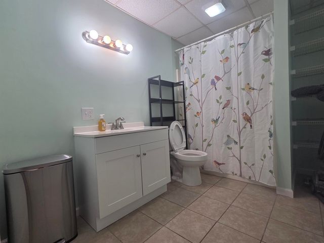 160 Sherwood Drive, Huntington, WV 25704