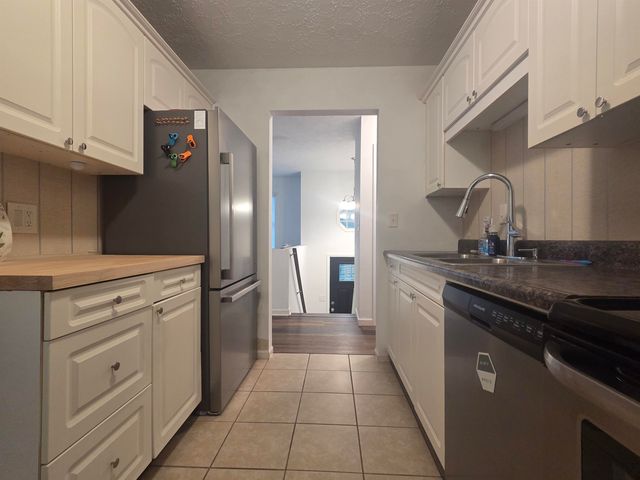 160 Sherwood Drive, Huntington, WV 25704