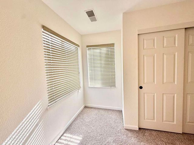 3601 3601 Balfour Ln, Modesto, CA 95357