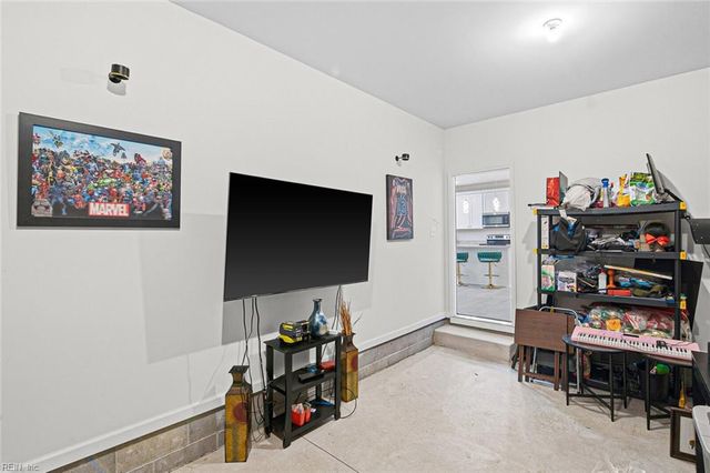 607 Pocahontas Pl, Hampton, VA 23661