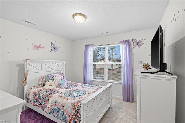 607 Pocahontas Pl, Hampton, VA 23661