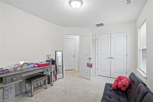 607 Pocahontas Pl, Hampton, VA 23661