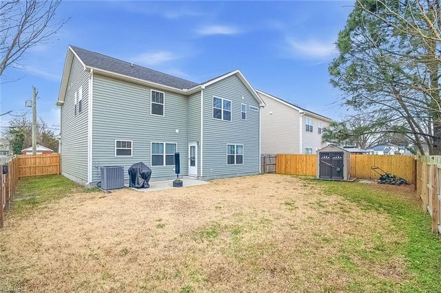 607 Pocahontas Pl, Hampton, VA 23661