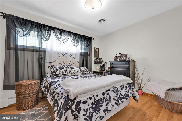 208 MCKINLEY ST, Schuylkill Haven, PA 17972