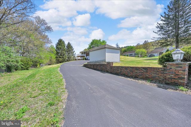 208 MCKINLEY ST, Schuylkill Haven, PA 17972