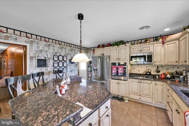 208 MCKINLEY ST, Schuylkill Haven, PA 17972