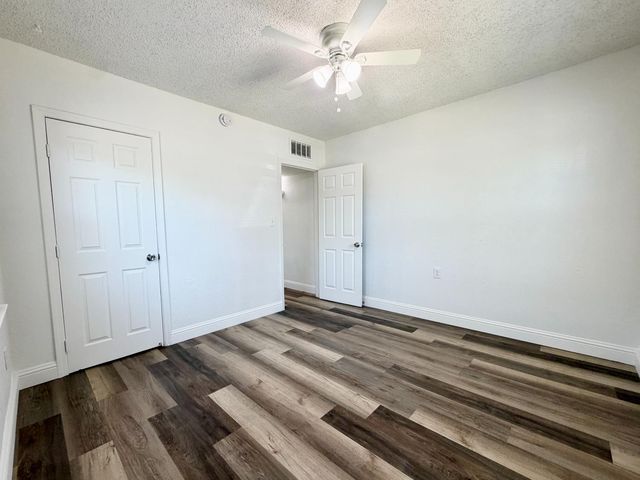 2421 E Clay Avenue, Fresno, CA 93701