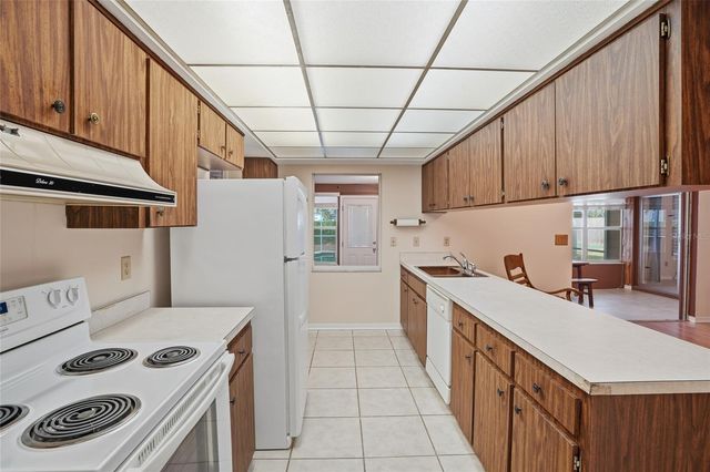 3037 JOAN COURT, Land O Lakes, FL 34639