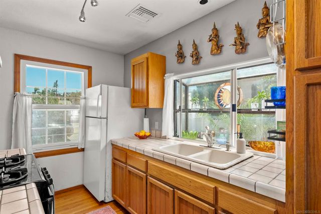 4667 Lotus Street, San Diego, CA 92107