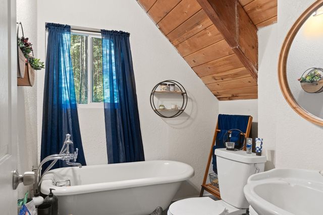 7988 Mill Run, Pollock Pines, CA 95726