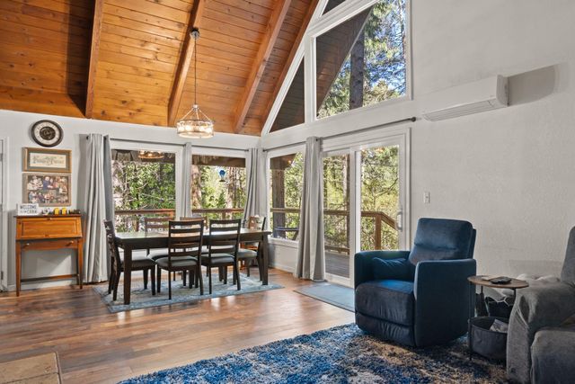 7988 Mill Run, Pollock Pines, CA 95726