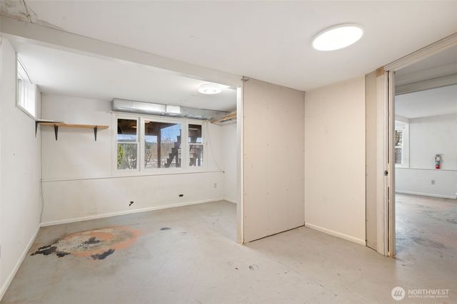 1682 NE Grandview Boulevard, Keyport, WA 98345