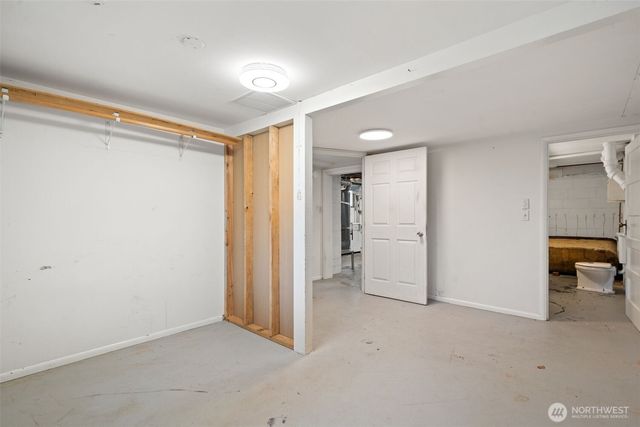 1682 NE Grandview Boulevard, Keyport, WA 98345