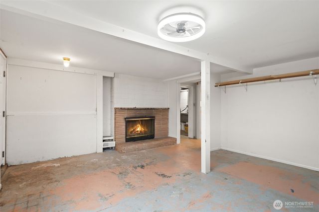 1682 NE Grandview Boulevard, Keyport, WA 98345