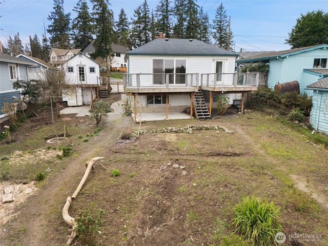 1682 NE Grandview Boulevard, Keyport, WA 98345