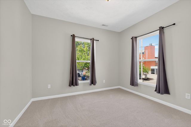 942 Jefferson Avenue, Indianapolis, IN 46201