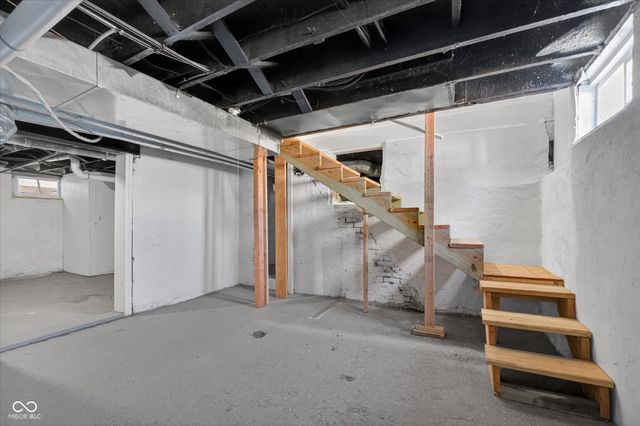 942 Jefferson Avenue, Indianapolis, IN 46201