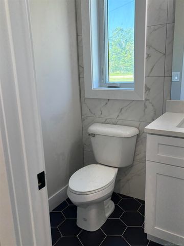 10505 Excalibur Drive, Shelby Twp, MI 48315