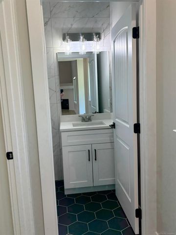 10505 Excalibur Drive, Shelby Twp, MI 48315