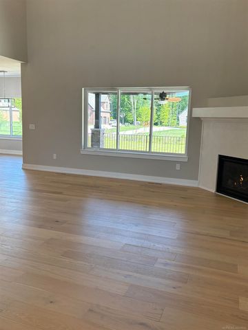 10505 Excalibur Drive, Shelby Twp, MI 48315
