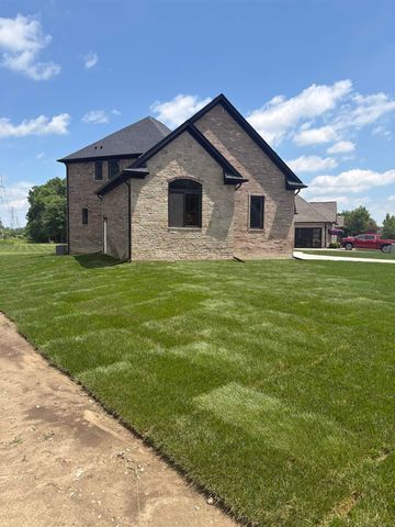 10505 Excalibur Drive, Shelby Twp, MI 48315