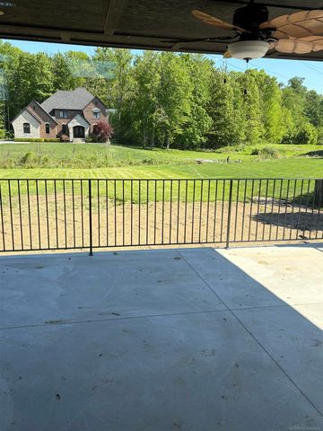 10505 Excalibur Drive, Shelby Twp, MI 48315