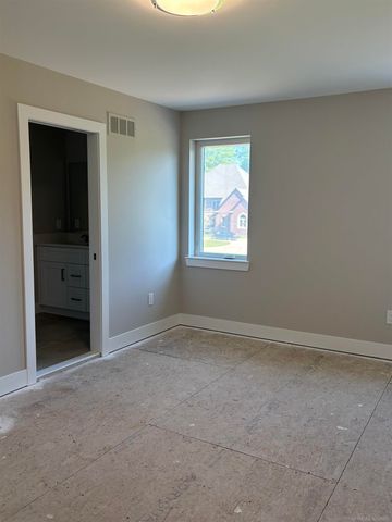 10505 Excalibur Drive, Shelby Twp, MI 48315