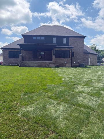10505 Excalibur Drive, Shelby Twp, MI 48315