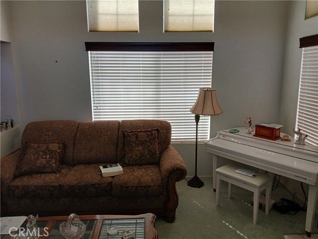 3828 Napa, Palmdale, CA 93550