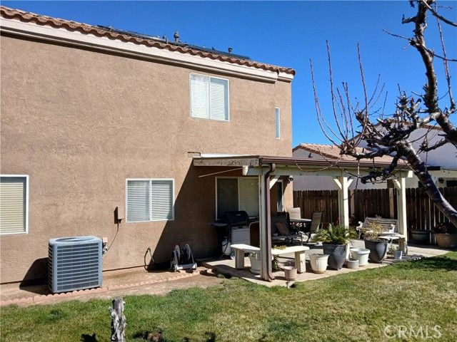 3828 Napa, Palmdale, CA 93550