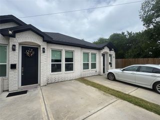 3549 Amos B, Houston, TX 77021