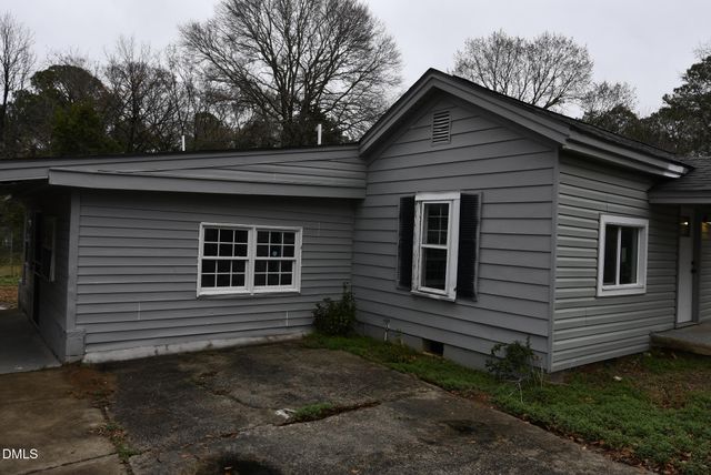 405 E Cole Street, Dunn, NC 28334