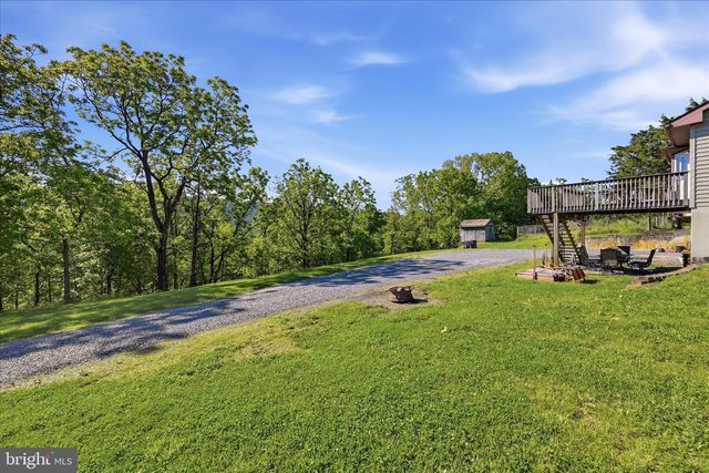 1909 SPOHRS RD, Berkeley Springs, WV 25411