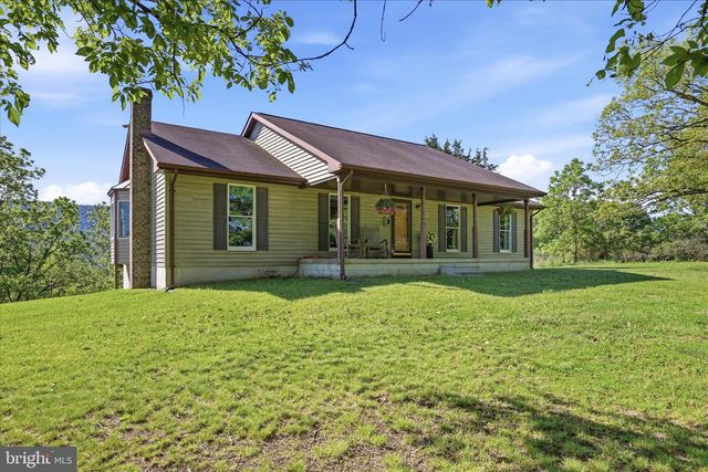 1909 SPOHRS RD, Berkeley Springs, WV 25411