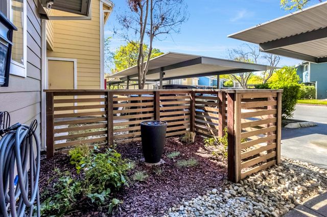 6190 Shadow Ln, Citrus Heights, CA 95621