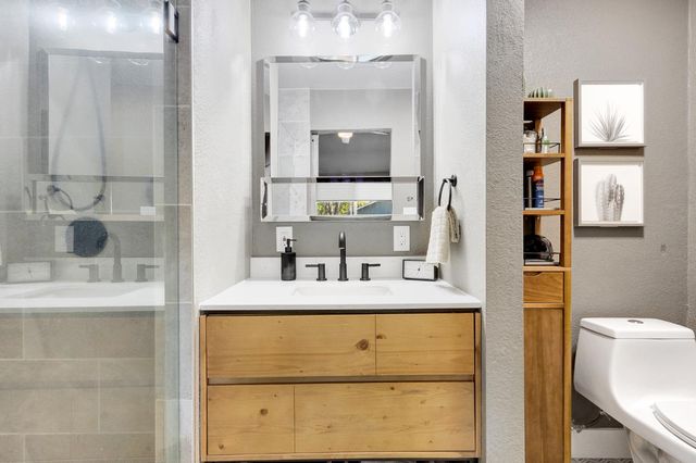 6190 Shadow Ln, Citrus Heights, CA 95621