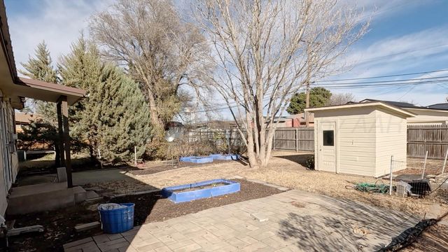 1413 FOX Avenue, Dumas, TX 79029