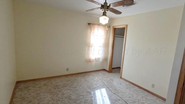 1413 FOX Avenue, Dumas, TX 79029