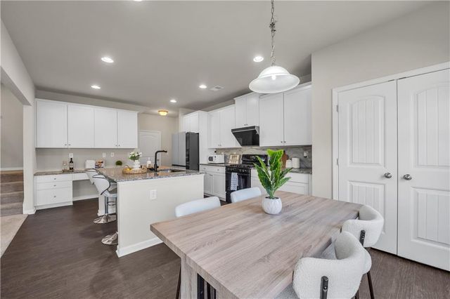 1876 HANOVER WEST Drive, Lawrenceville, GA 30043