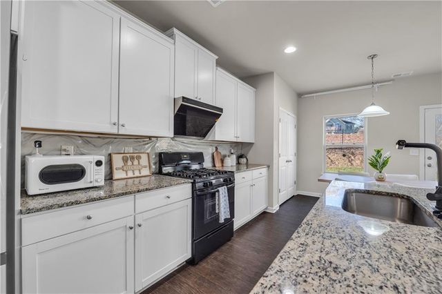 1876 HANOVER WEST Drive, Lawrenceville, GA 30043