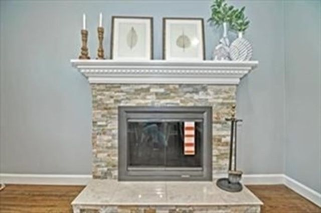 16 Oak Hill Rd, Wayland, MA 01778