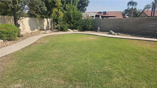 306 Portola Court, Bakersfield, CA 93314