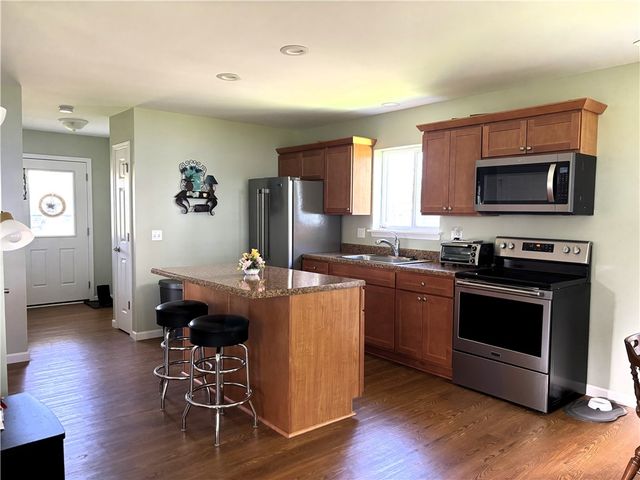 236 Danielle Lane, Kendall, NY 14464