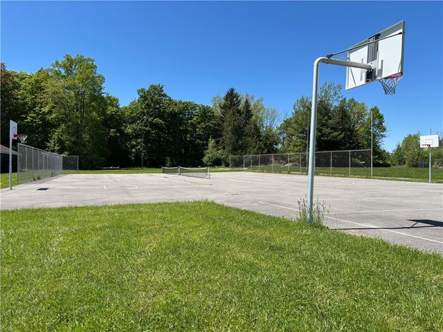236 Danielle Lane, Kendall, NY 14464